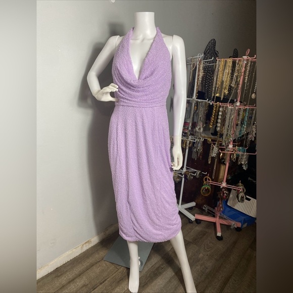 Oh Polly Venice Embellished Plunge Halter Neck Midaxi Dress in Lilac Size 10 - Picture 2 of 16